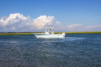 2016 Sea Hunt 234 Ultra 15 