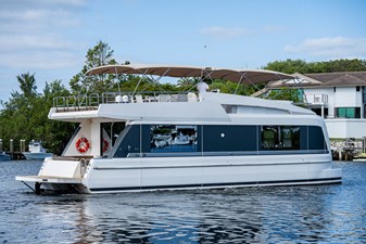 44 Powercat 13 44_overblue_powercat_profiles_16