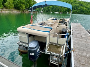 02 Bennington 257L Pontoon NLSQ 28 