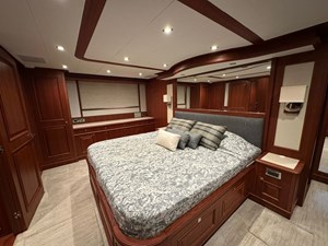 65ft 2020 Endurance 658L, Unicorn 39 