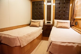 Azimut 105 13 
