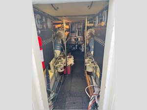 58 HATTERAS 1990 SPORTFISH 63 
