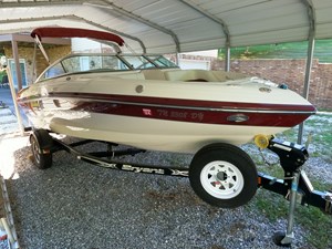 2008 Bryant 210 Bowrider 55 GOPR0686