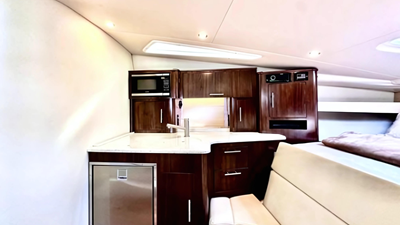 2017 Regal 35ft Sport Coupe 24 2017 Regal 35ft Sport Coupe (24)