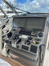 37' Pursuit 2021 4 