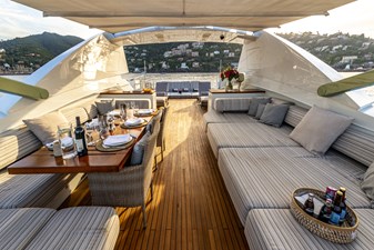 MANATEA 6 Flybridge