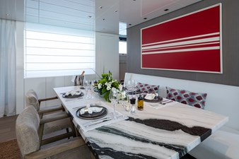 Dinaia SAN LORENZO SL 106 15 Main deck Dinning