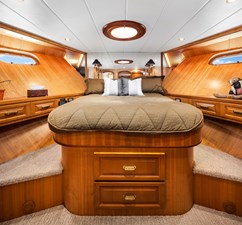 QUE SA-RAH SA-RAH 37 VIP Stateroom