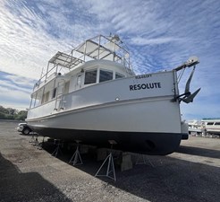 RESOLUTE 2 9212071_20240131124334509_1_XLARGE