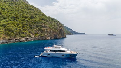 27m TRAWLER 1 1