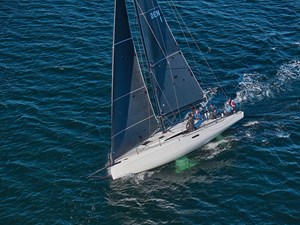 2025 X-Yachts XR-41 1 Photo XR41_sailing_NicoKrauss (20)