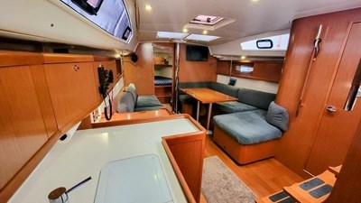 2010 Beneteau 40 20 