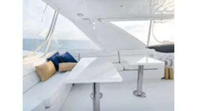 2007 Hatteras 64 Motor Yacht  46 