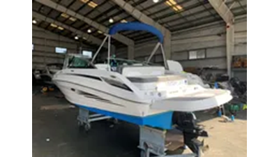 2013 Sea Ray 220 Sundeck 4 