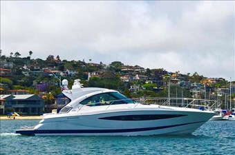 London's Bridge 1 43-2013-Four-Winns-V435-01