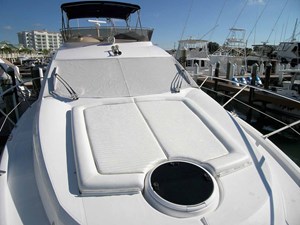 YOUNG GIRL 25 Foredeck Sunpad