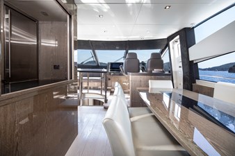 SUNSEEKER 75 YACHT 25 