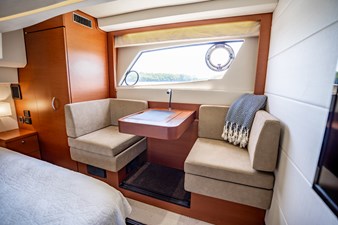 2012 Prestige 500 Fly 58 