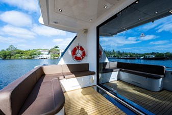 44 Powercat 18 44_overblue_powercat_cockpit_4