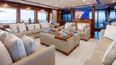 AQUARIUM 39 2009 Sunseeker 37 Metre Yacht