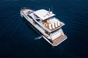 AZIMUT 80 3 Azimut 80 06