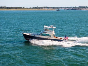 BAREFOOT 1 2014 Hinckley Talaria 48 BAREFOOT