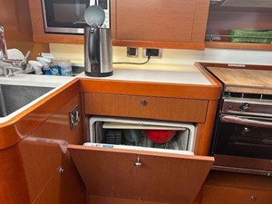 2016 Beneteau Oceanis 60 25 