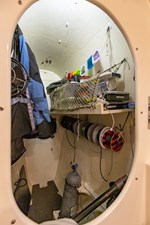 MOONWAVE 29 MOONWAVE, 2012 Gunboat 60: Bow Storage