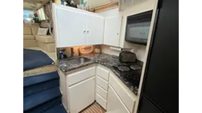 1991 Hatteras 40 Motor Yacht 103 