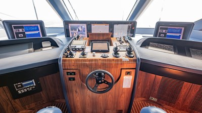 INSPIRATION 85 Benetti-125-IYG-Italian-Yacht-Group-Listing-on-YachtWay-116