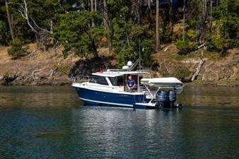 2026 Cutwater C-32 C - Jensen Beach, FL 22 2025 Cutwater 30 Coupe