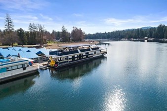 2000 Sumerset House Boat 38 
