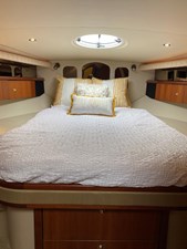 2002 Cruisers Yachts 4270 Express 10 