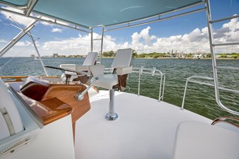 NO AGENDA  20 Helm Seating