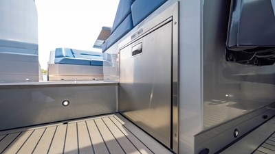 Robin's Nest 26 Vanquish VQ45