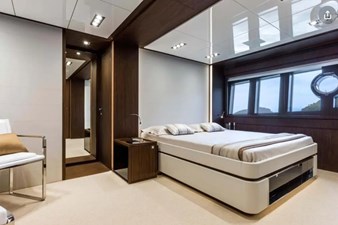 ANTIOXIDANT 11 2017-riva-88-domino-super-Master cabin2