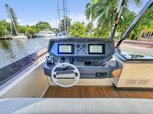 - 18 19_2021 85ft Ferretti Yachts 850