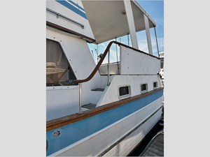 40 MARINE TRADER 1985 6 