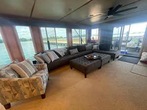 2005 Horizon 18x88 Houseboat 6 
