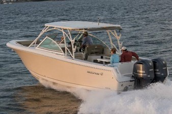 2019 Sailfish 325 DC 48 