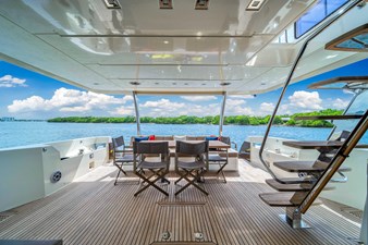 2015 Prestige 750 16 