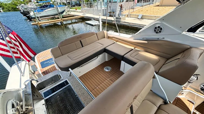 2016 Sea Ray 310 Sundancer  2 