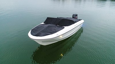 Bayliner VR4  47 