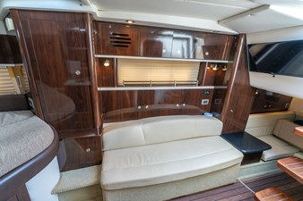 DIGGERS 48 Starboard Setee