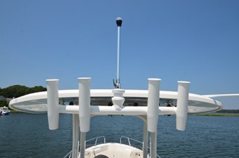 Boston Whaler 250 16 Rod Holders