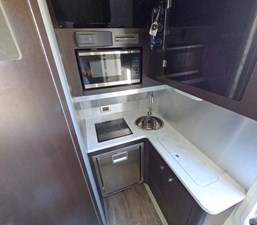 - 22 23_2018 38ft Scout 380 LXF