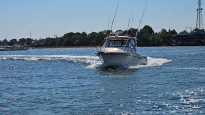 2016 Grady-White Express 330 5 