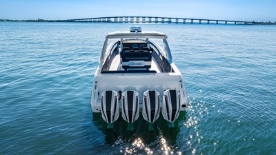 42 AURORIS 30 9181220_20240104072121497_1_XLARGE