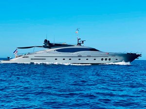 ESCAPE 1 Palmer-Johnson-PJ120-Escape II-Motor Yacht-Exterior-5