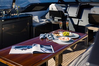 2021 Riva 76' Bahamas 152 